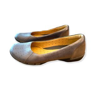Clarks Unstructured Hearth Pewter Metallic Color Leather Flats slip on Size 9